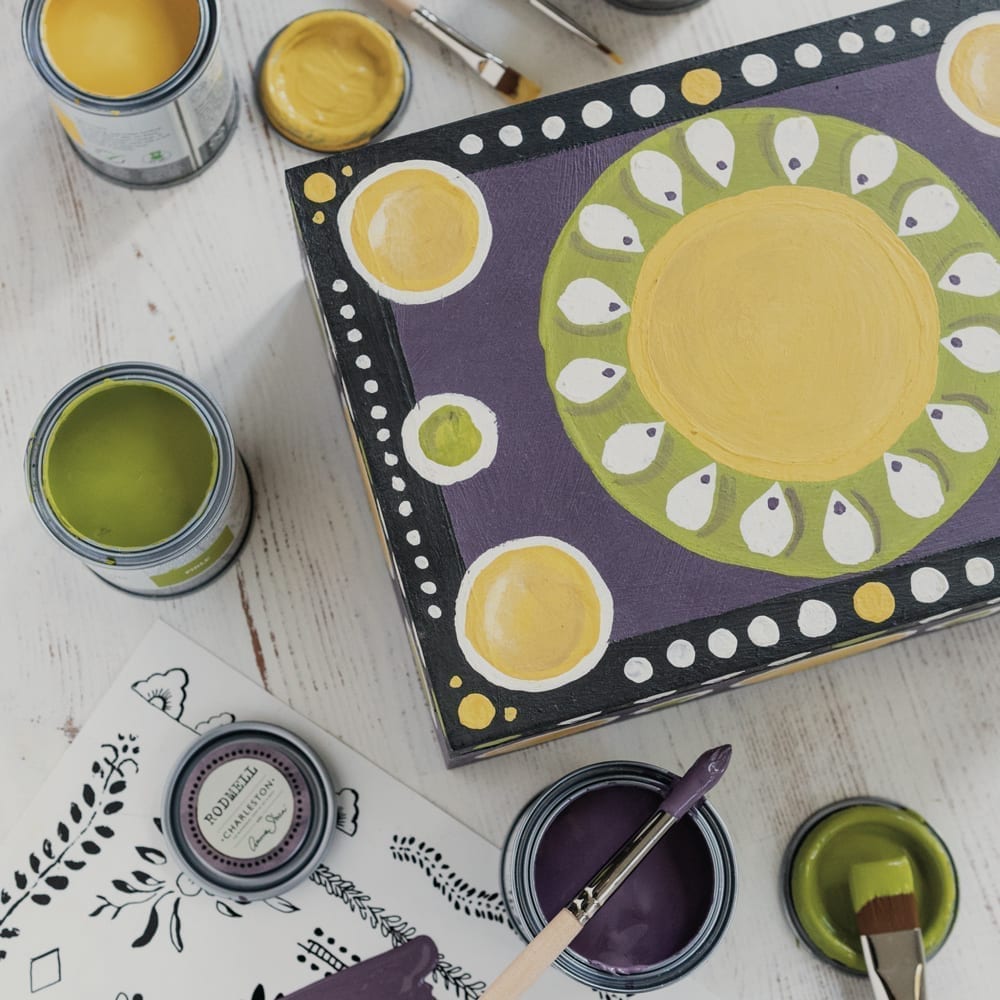„Annie Sloan und Charleston“ Chalk Paint Farben Rodmell und Tilton Foto: Fiona Murray