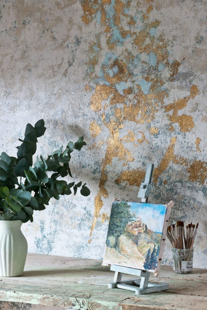 Venetian inspired plaster effect rough luxe Chalk Paint® Lacquer and gold leaf gilded wall by Annie Sloan