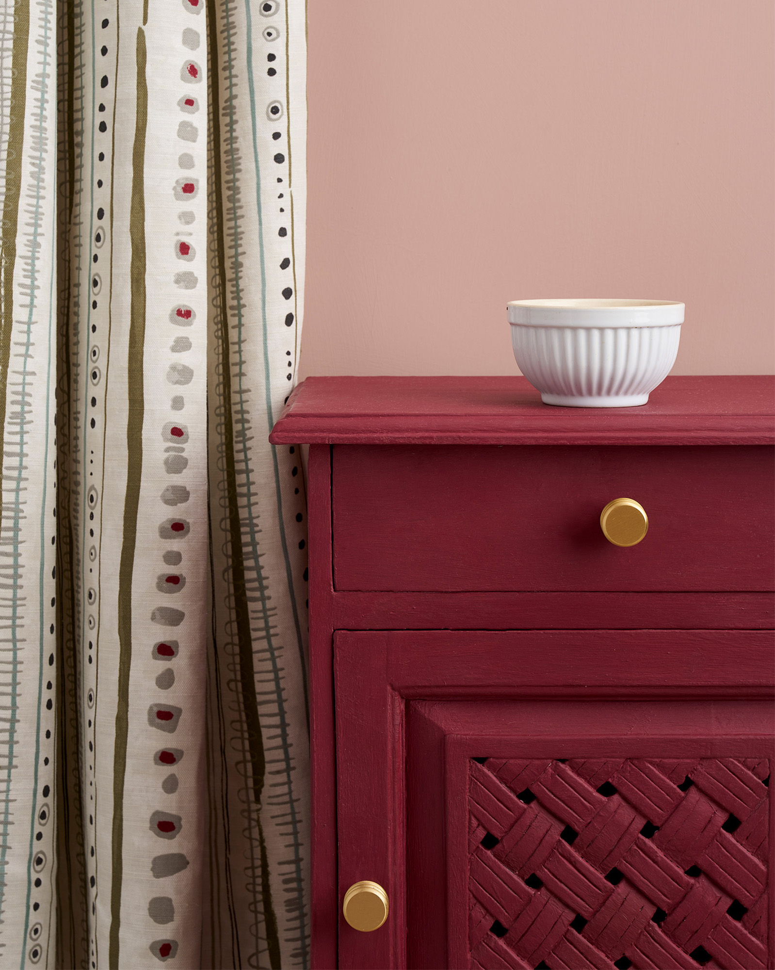 Annie Sloan Aubusson Blue - Side table images
