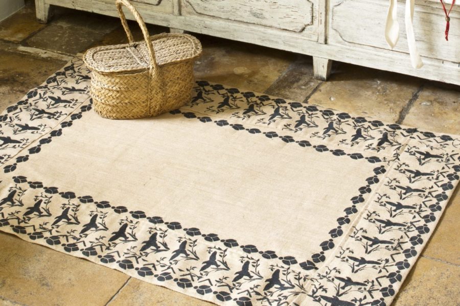 Burlap stencilled rug painted with Chalk Paint® furniture paint by Annie Sloan in Graphite from Annie Sloan Paints Everything