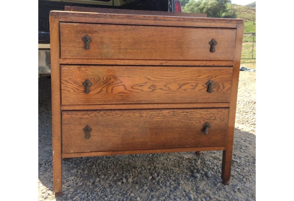 Hand Drawers by Annie Sloan Painter in Residence Jeanie Simpson painted with Chalk Paint® before