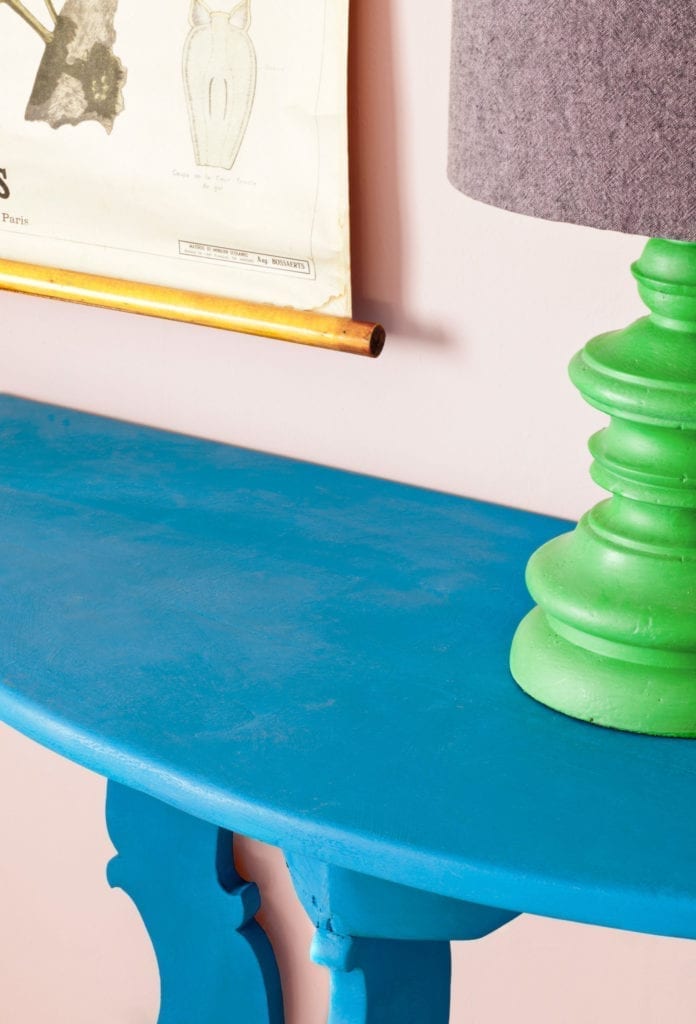 Chalk Paint® in Giverny Consol Table by Annie Sloan with Antibes Green lamp base and Linen Union in Emile + Graphite lampshade. Wall Paint in Antoinette