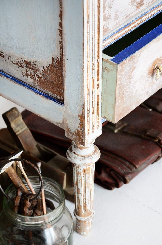 Decollage Chest of Drawers by Annie Sloan Painter in Residence Agnieszka Krawczyk painted with Chalk Paint®