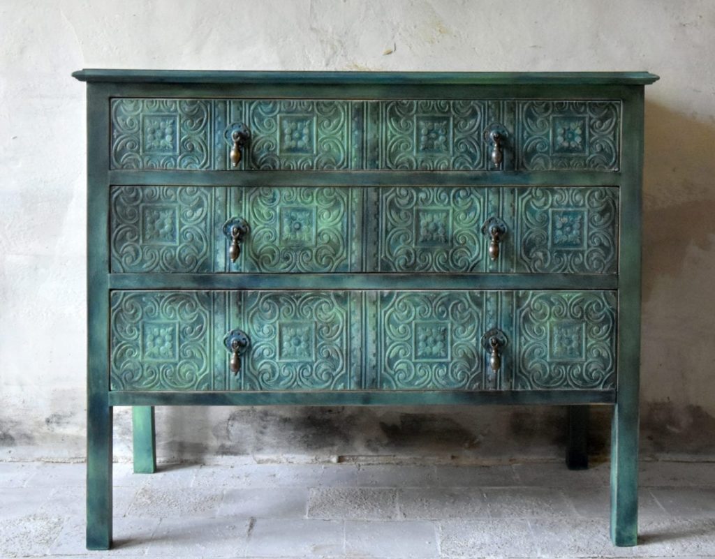 Textured wallpapered chest of drawers by Annie Sloan Painter in Residence Chloe Kempster painted with Chalk Paint® in Aubusson Blue, Antibes Green and Florence