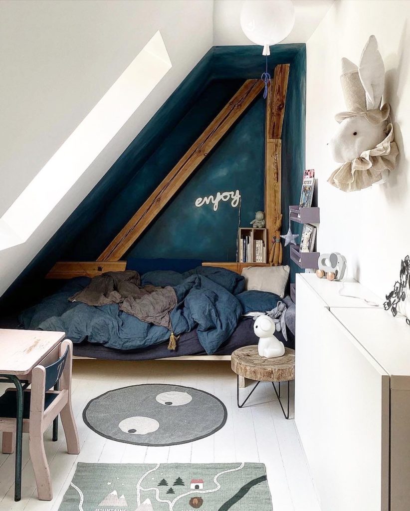 Sloped Ceiling Children's Bedroom featuring Water/Brush Effect Wall in Graphite, Paris Grey, and Aubusson Blue