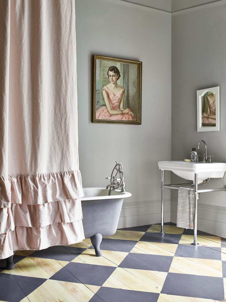 Old Violet Chalk Paint Chequered Floor in Bathroom and Paris Grey Annie Sloan Wall Paint