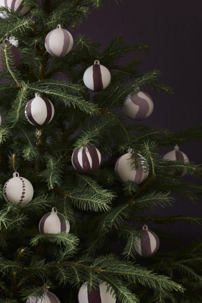 Chalk Paint™ Christmas Baubles Lifestyle Image on Tree