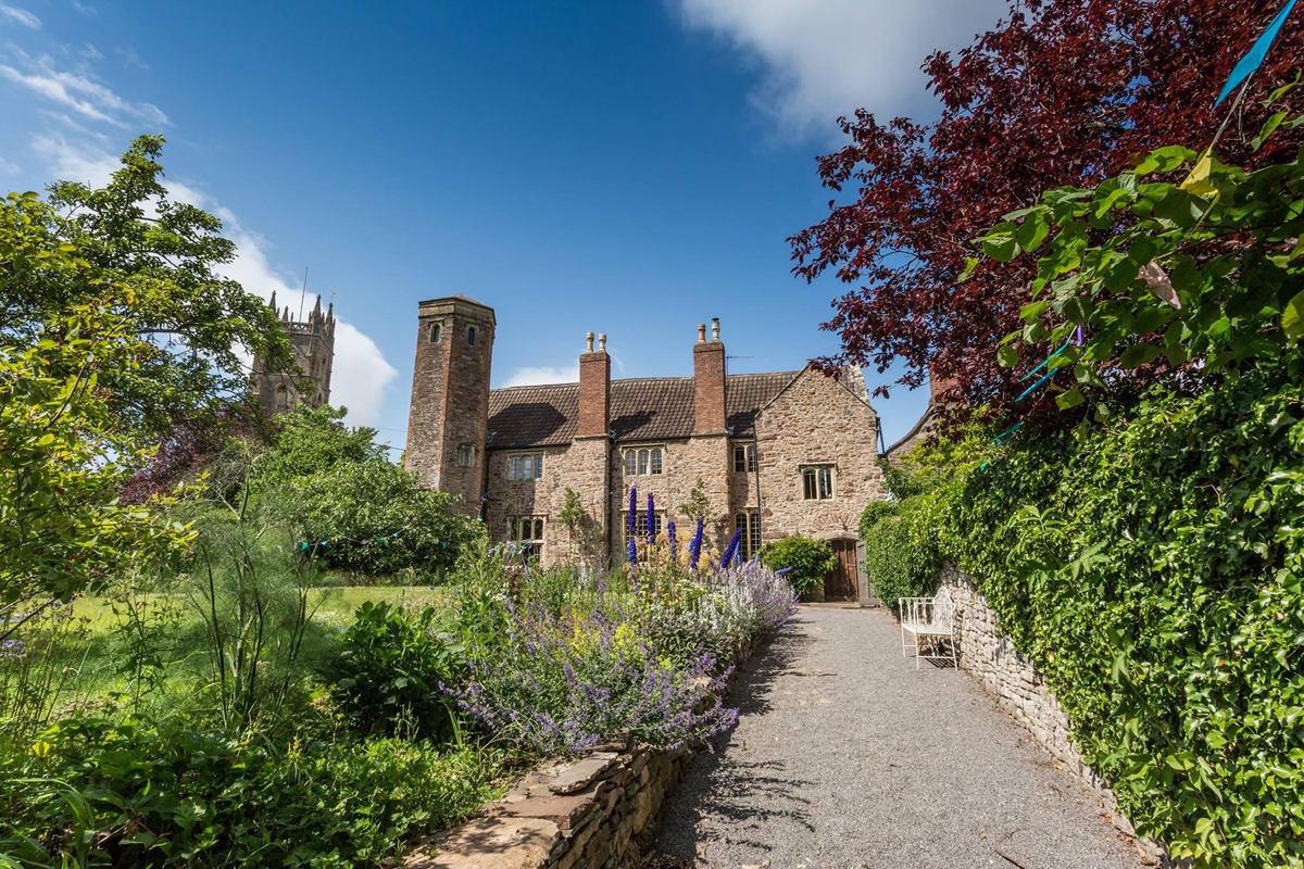 Court House Farm and Gardens