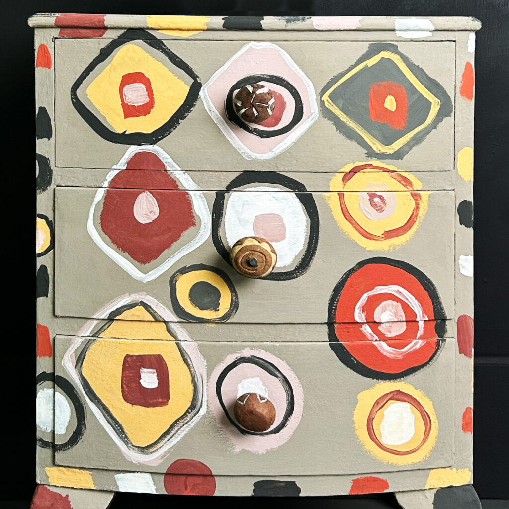 Annie Sloan - Black History Month - Annie’s homage to the painted houses of Mali