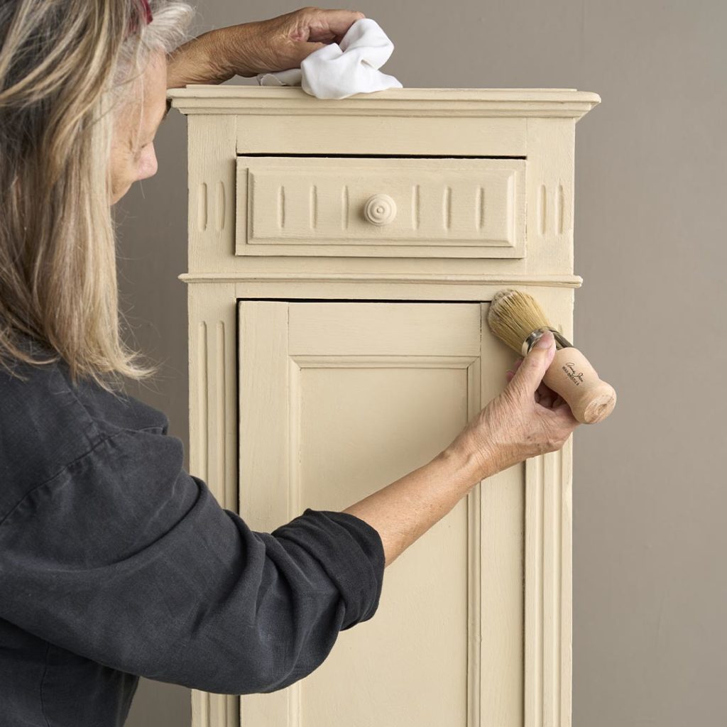 Annie Sloan Using Chalk Paint Wax Brush Over Old Ochre Chalk Paint