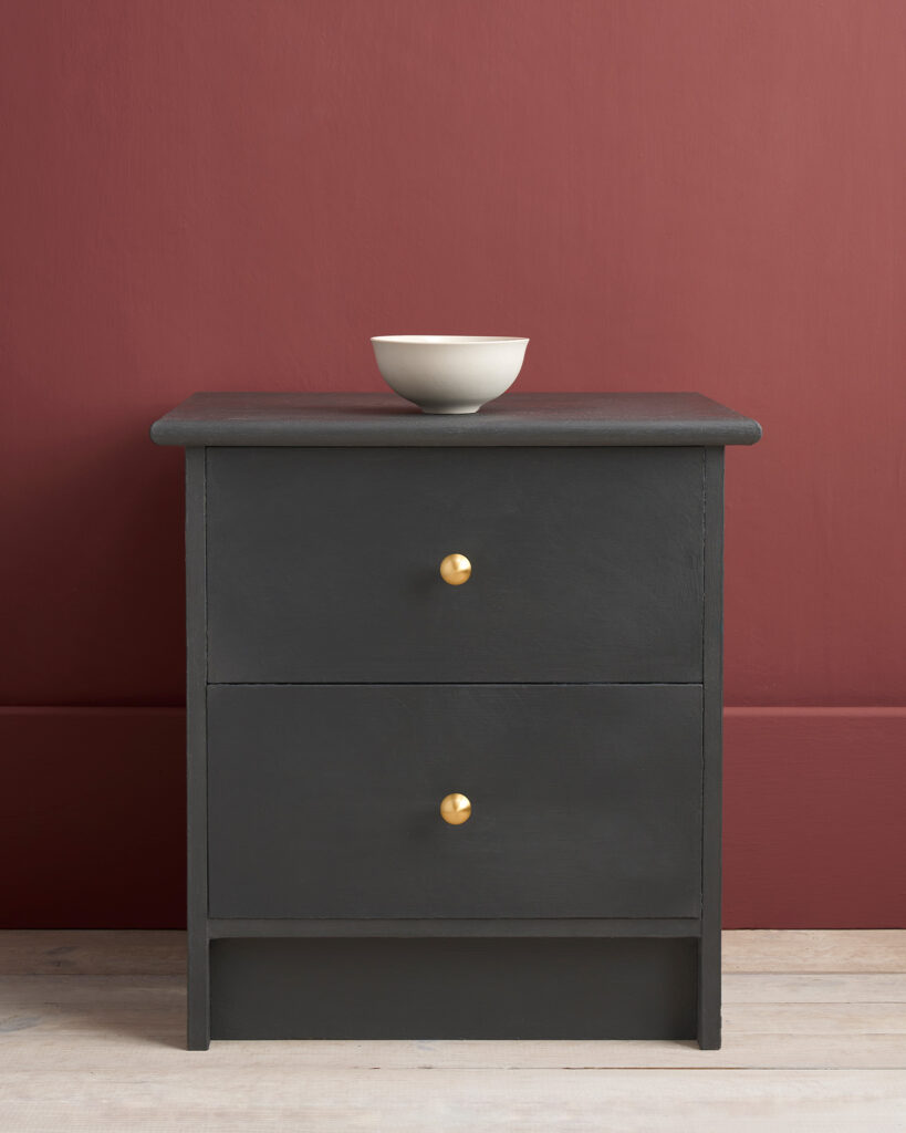 Annie Sloan Graphite- Side Table