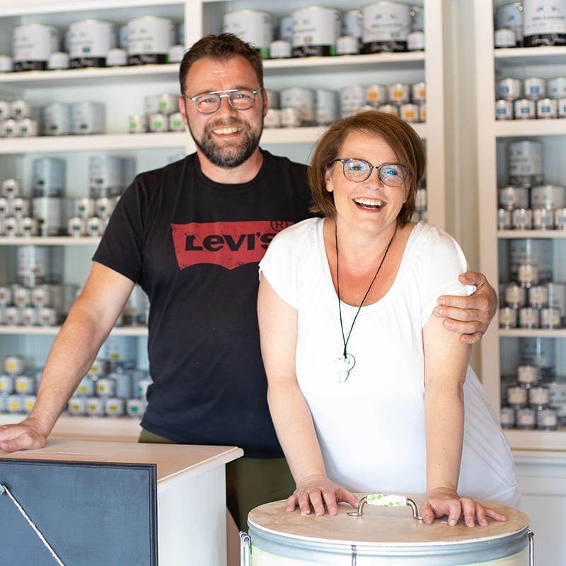 Annie Sloan Stockists Katerella in Germany by a Chalk Paint® display