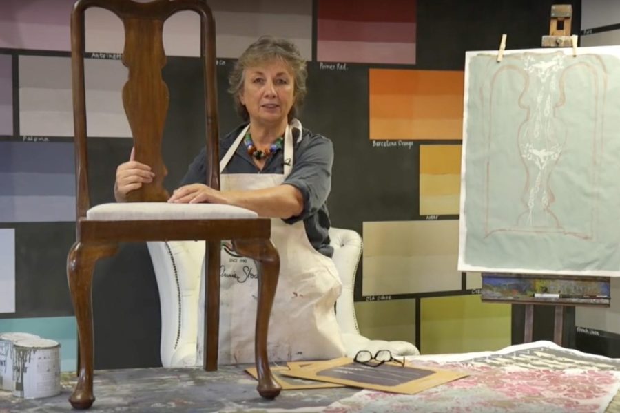 Annie Sloan shows how to paint a chair with Chalk Paint®
