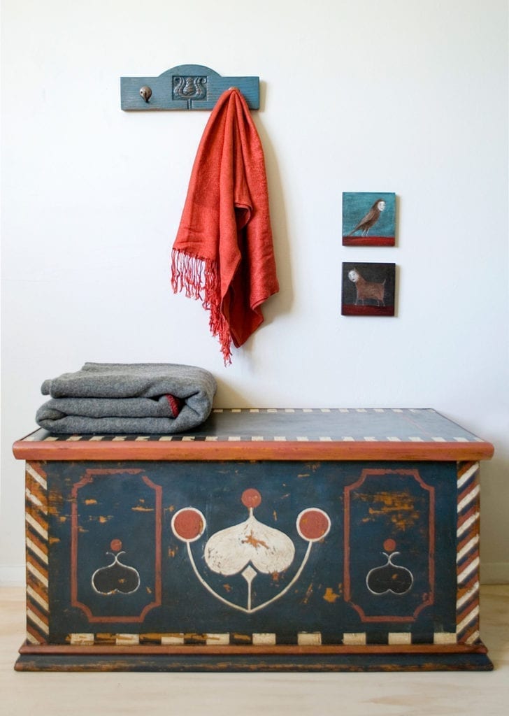 Folk Art Trunk by Annie Sloan Painter in Residence Jeanie Simpson painted with Chalk Paint®