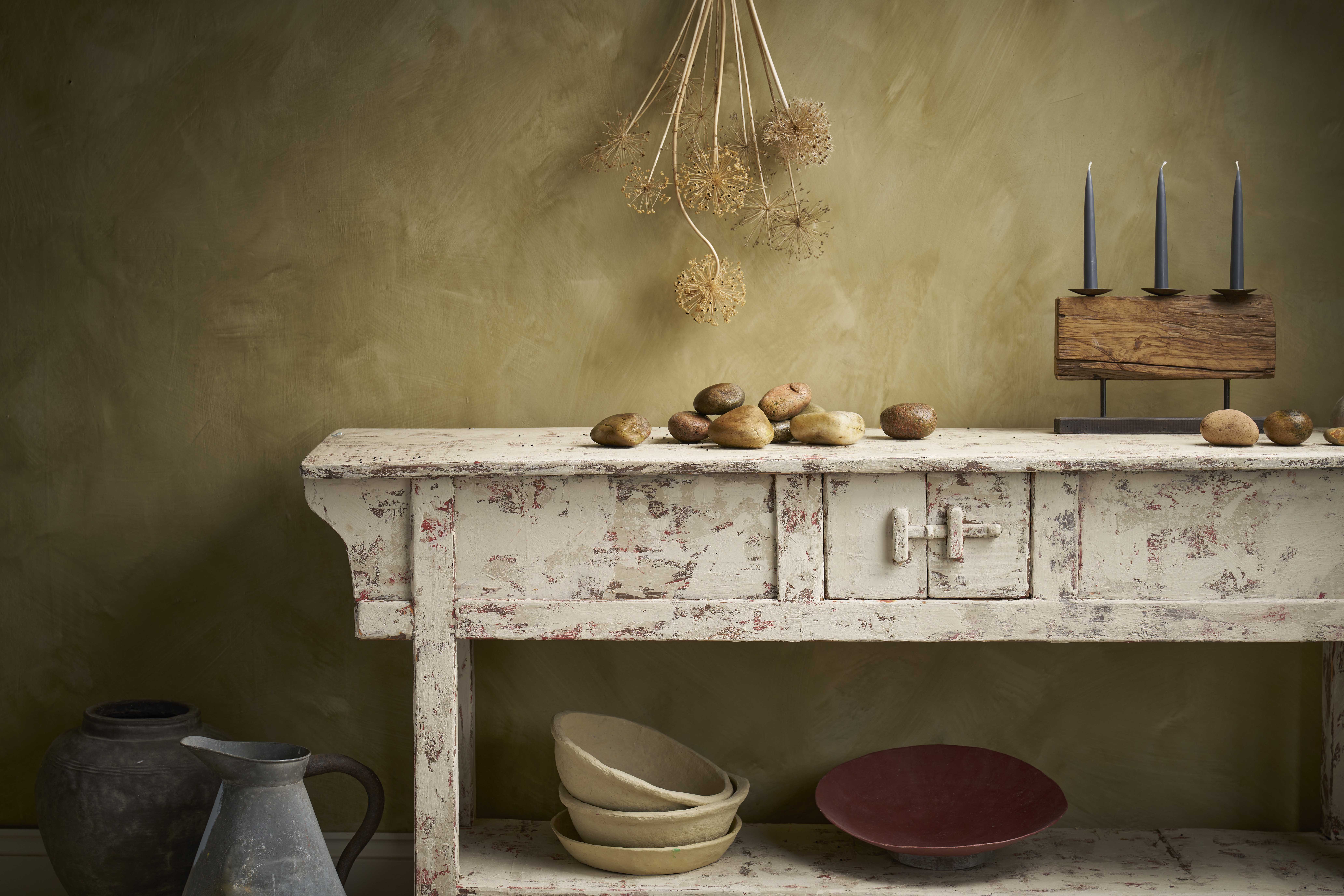 Annie Sloan - Canvas Lifestyle Shot