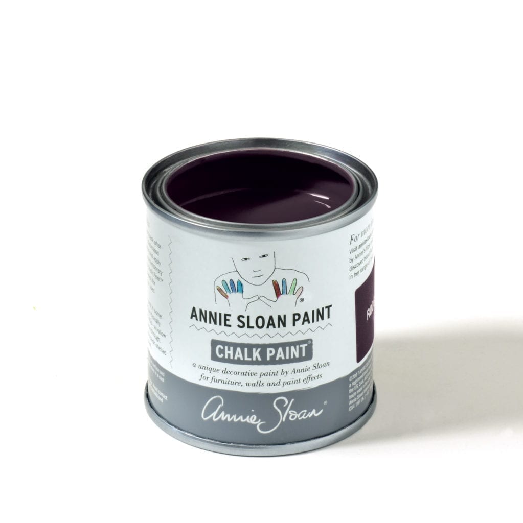 120ml tin of Rodmell Chalk Paint® furniture paint by Annie Sloan, a dusty, damson purple made in collaboration with Charleston Farmhouse.