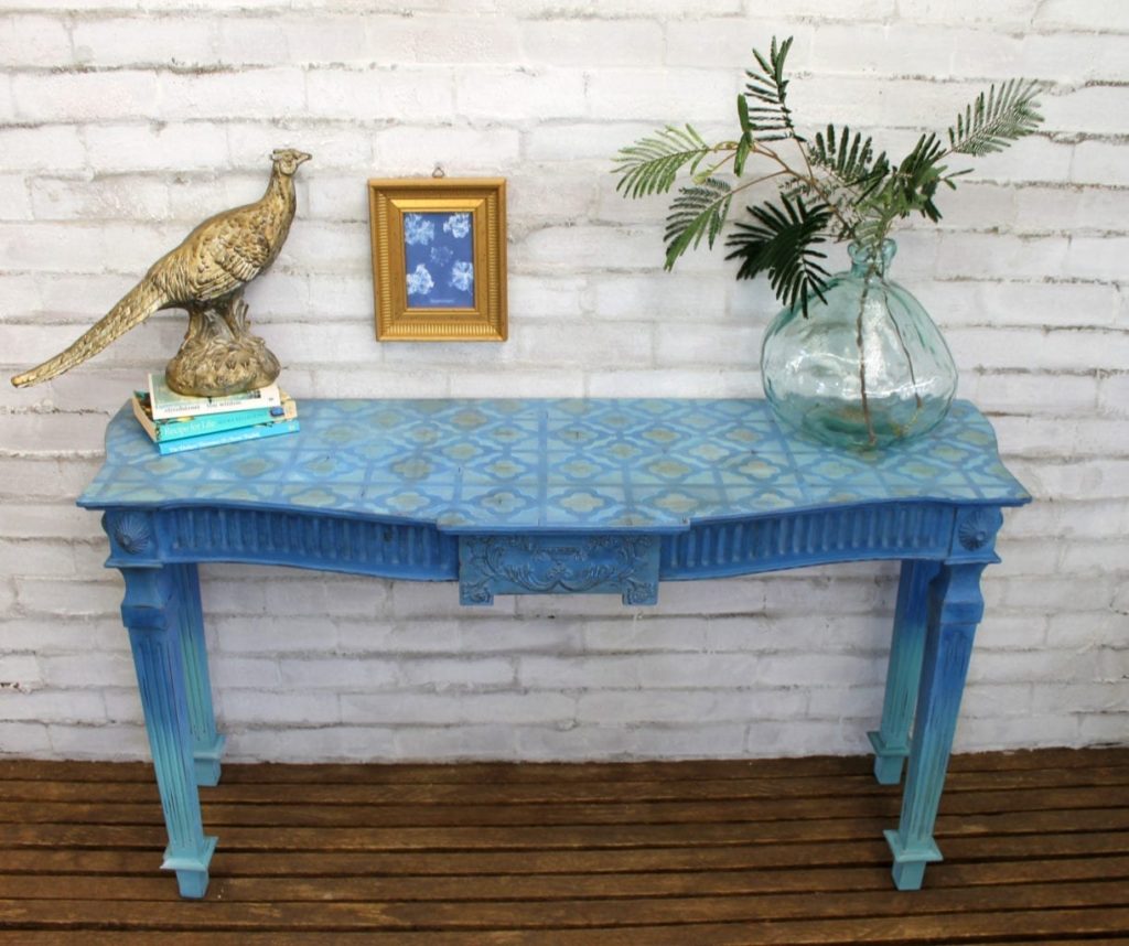 Blue Ombre Console Table by Annie Sloan Painter in Residence Beau Ford painted with Chalk Paint® in Greek Blue and Provence.