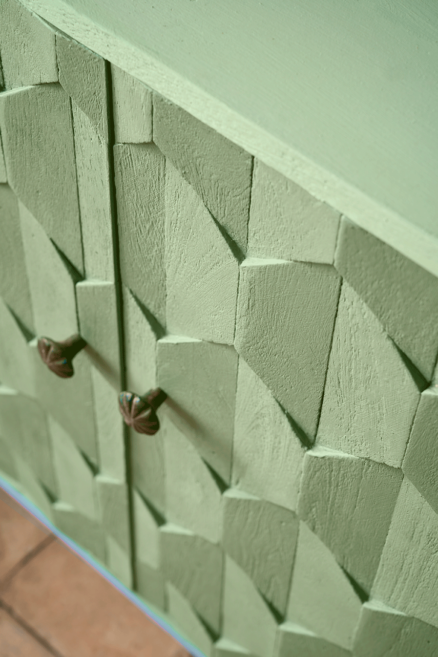 Close up on Annie Sloan Capability Green paint used on Indian furniture