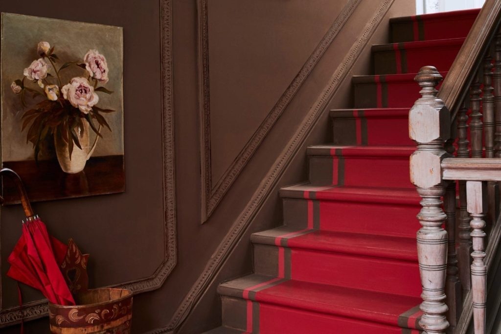 Staircase painted with Chalk Paint® by Annie Sloan in Honfleur, a rich brown and Emperor's Silk, a bright red