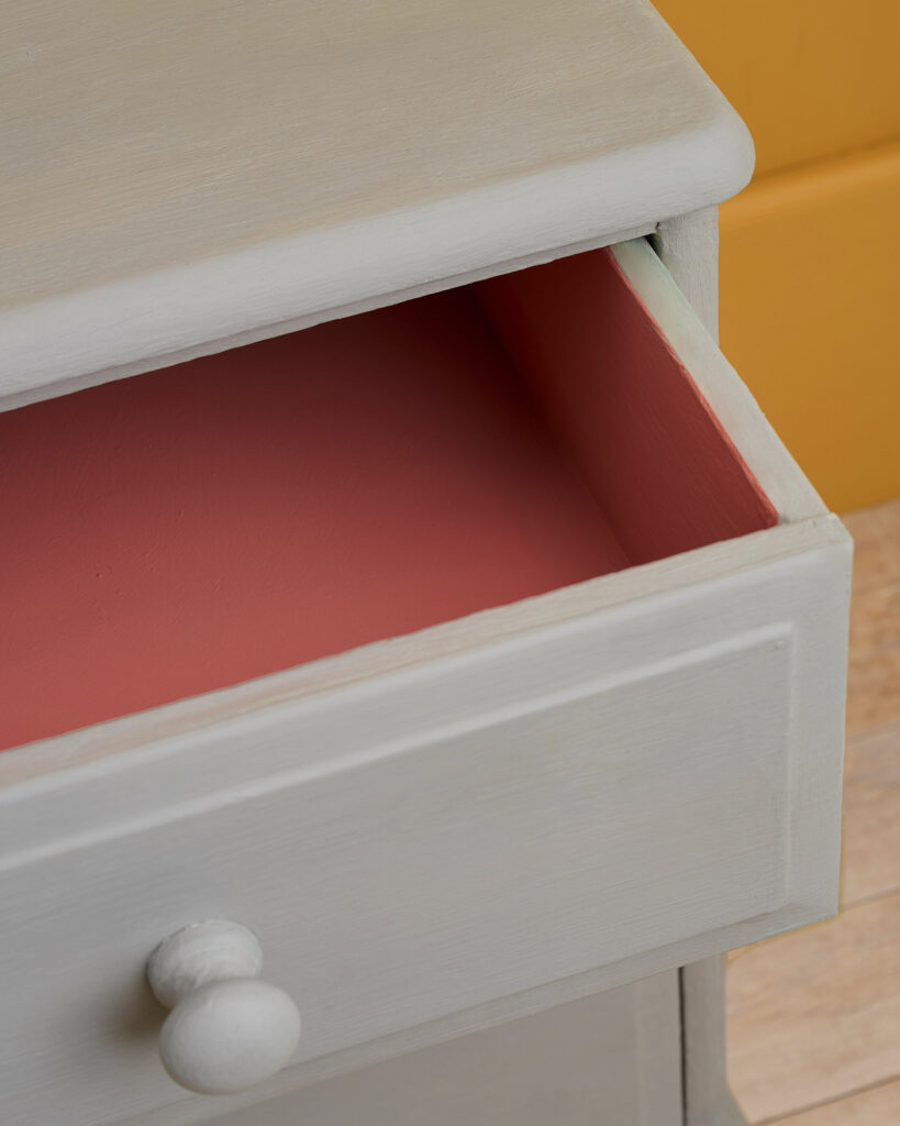 Annie Sloan Paris Grey - Side table images