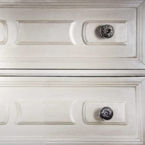 Chest of drawers painted with Chalk Paint® in Old White and Pearlescent Glaze