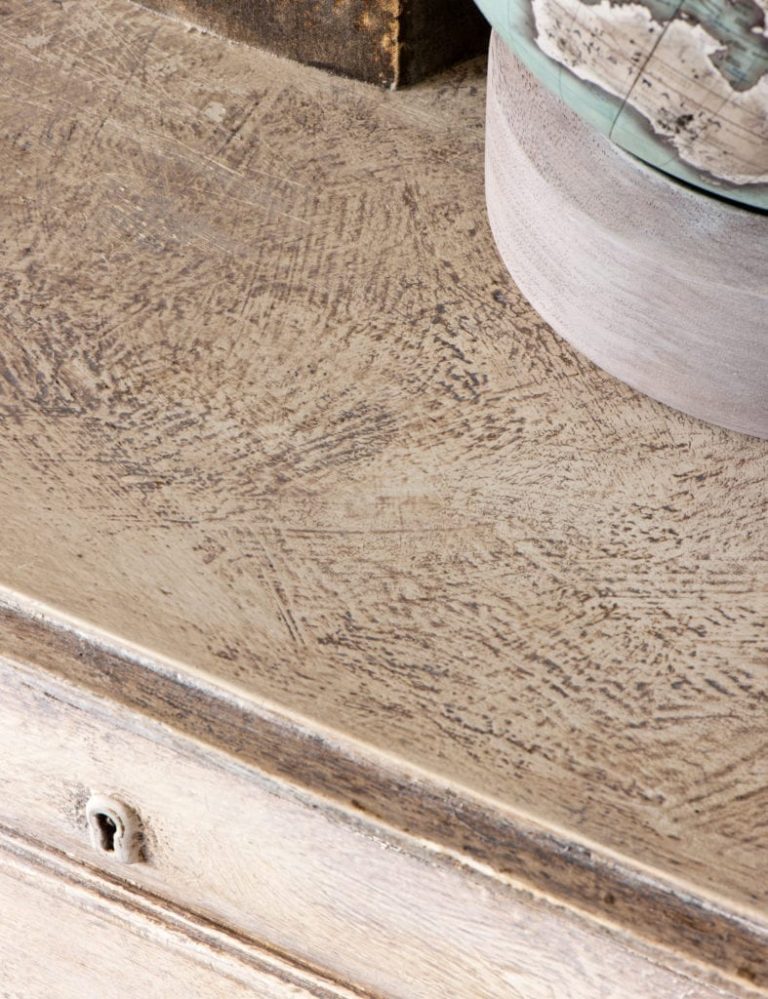 Dark Wax CHALK PAINT® Wax Annie Sloan