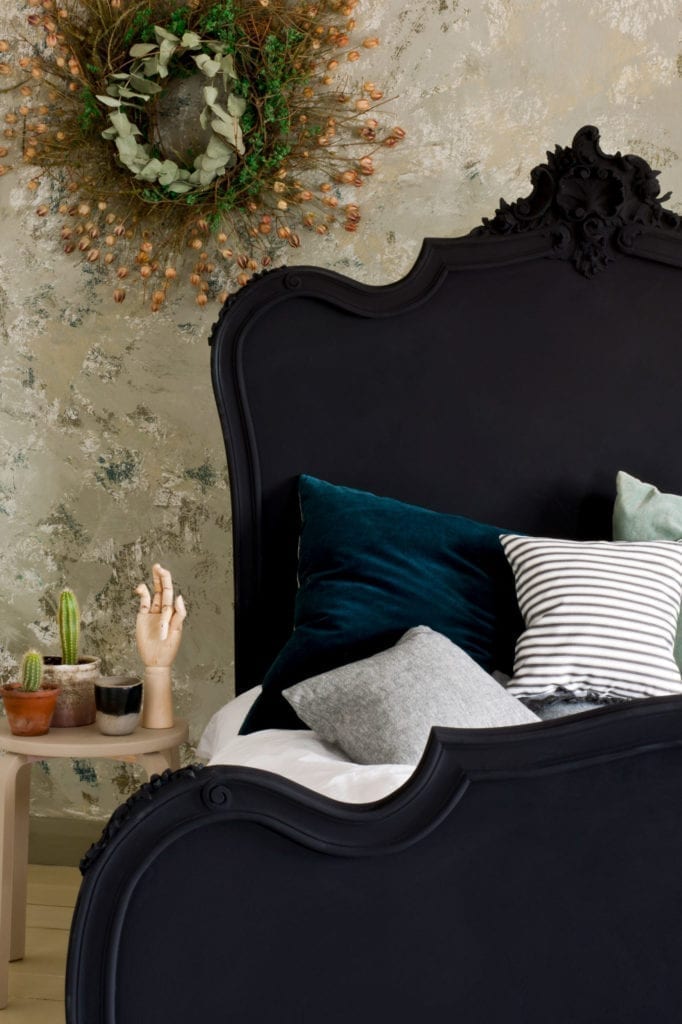 Athenian Black Baroque Bed by Annie Sloan