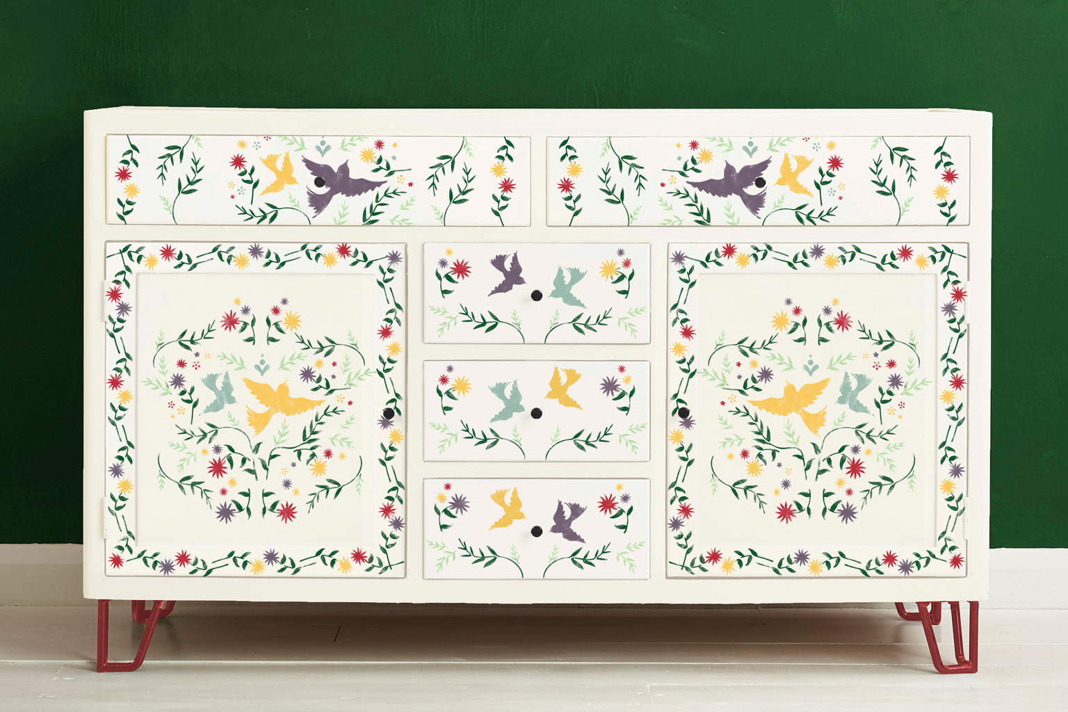 How To video: use Mexican Birds Stencil | Annie Sloan