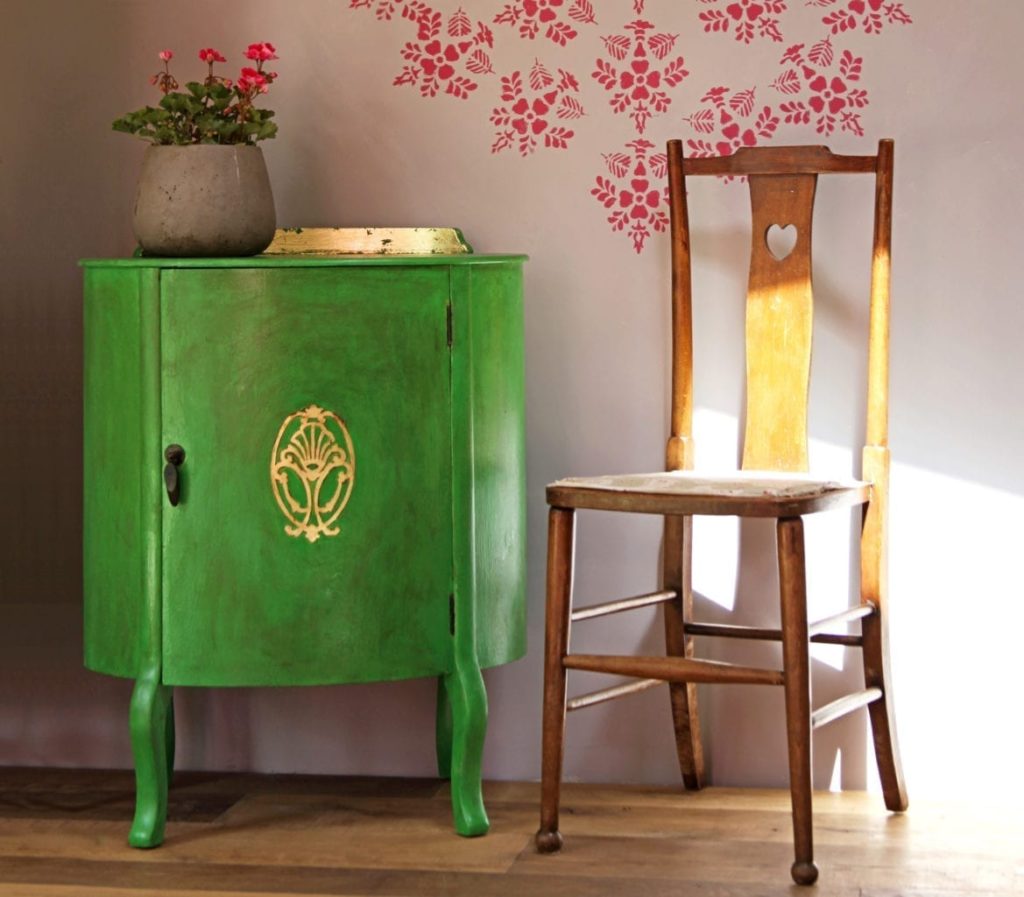 Yoga Summerhouse by Annie Sloan Painter in Residence Janice Issitt with pieces painted with Chalk Paint® in Antibes Green and gilded with Brass Leaf and wall mandala