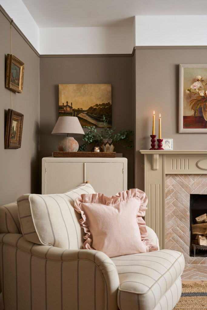 French Linen wall paint used in a living room