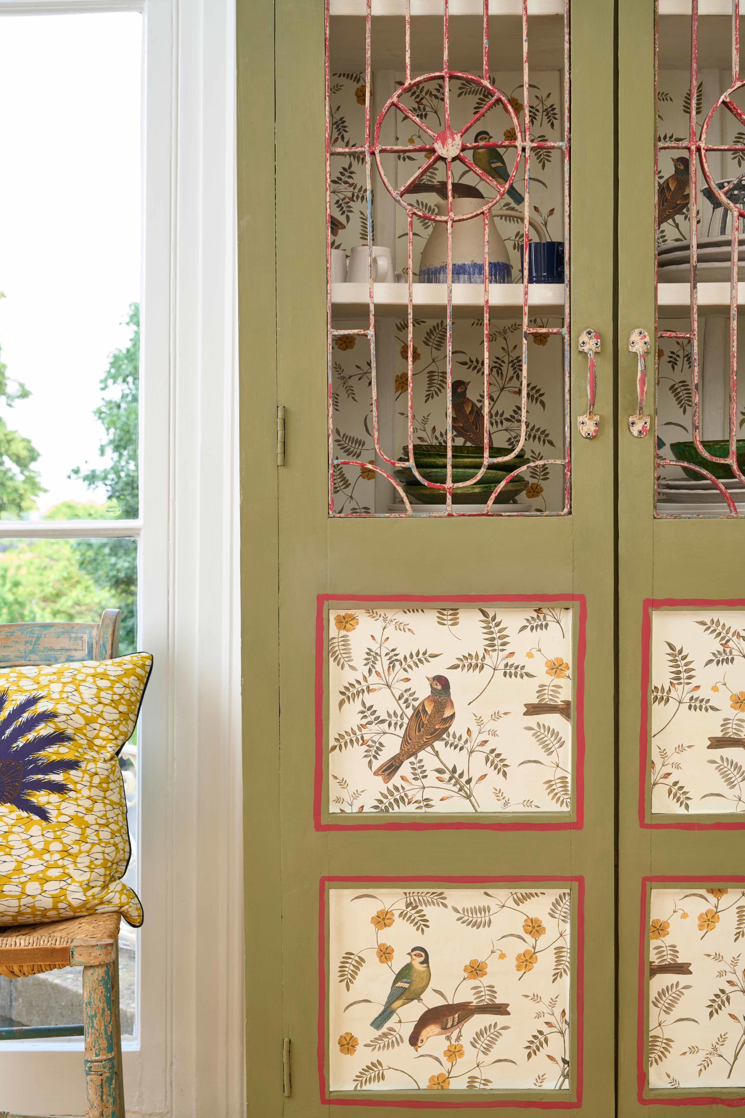 Annie Sloan Royal Horticultural Society RHS Decoupage Paper Collaboration Songbirds Design