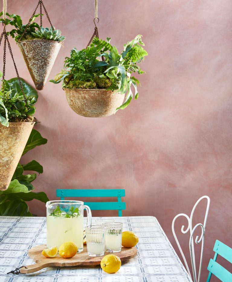 Using Annie Sloan Chalk Paint® Outside Annie Sloan