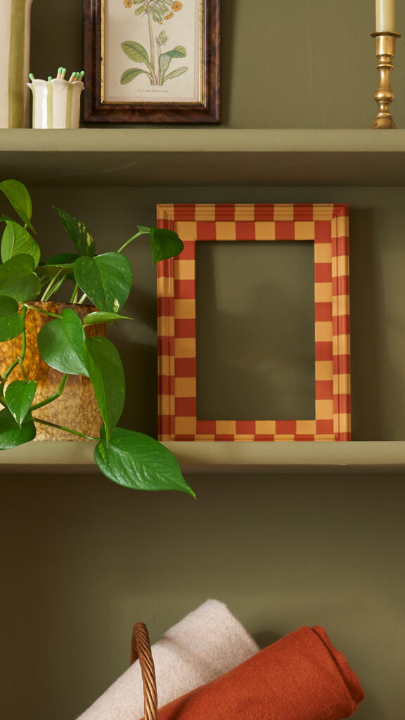 Handmade painted picture frame with Annie Sloan Chalk Paint