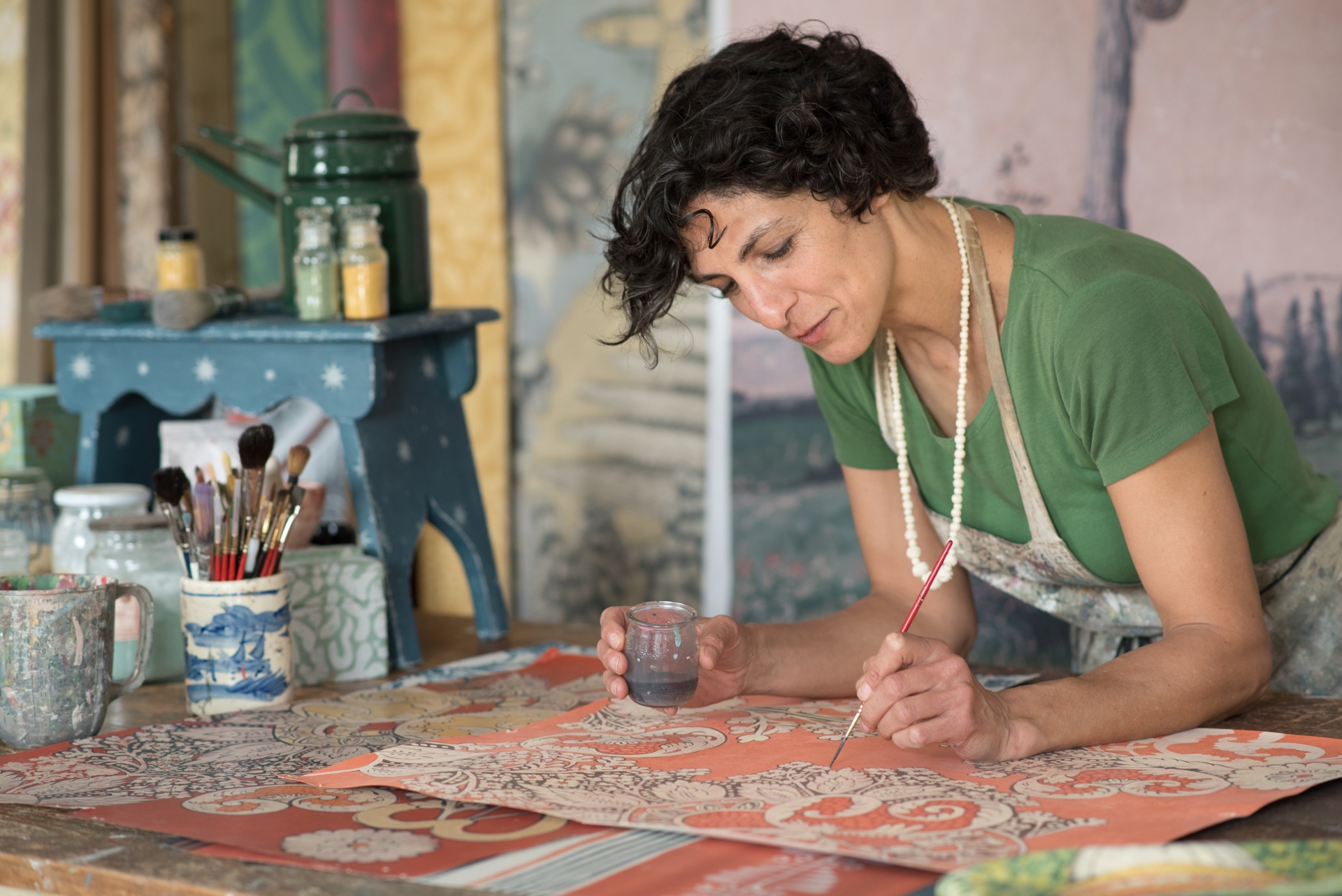 Annie Sloan - Melissa White - Paint in Residence