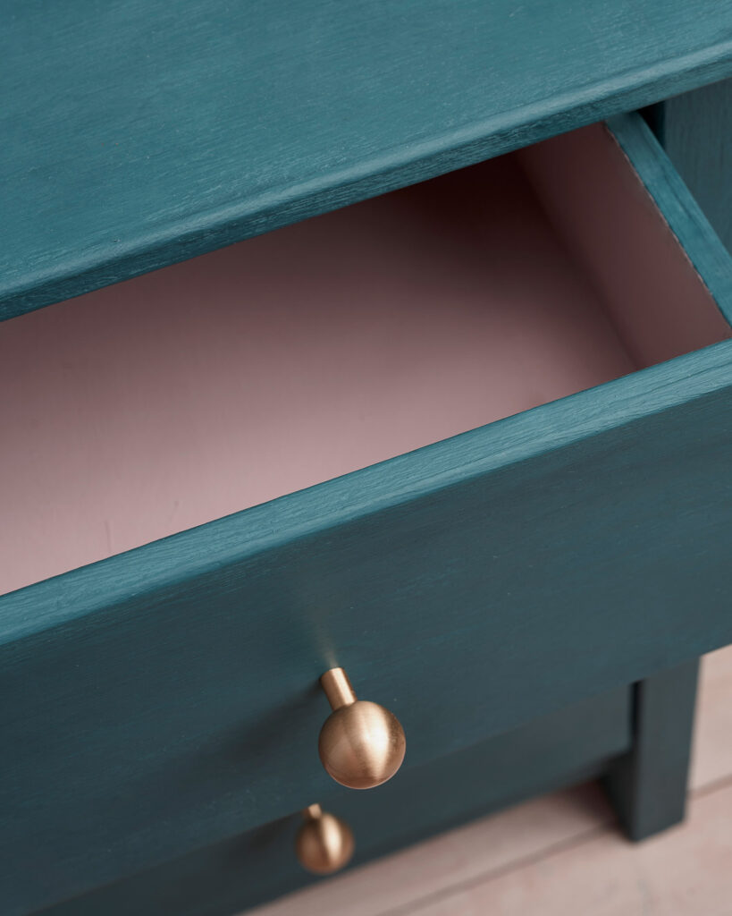 Annie Sloan Aubusson Blue - Side table images