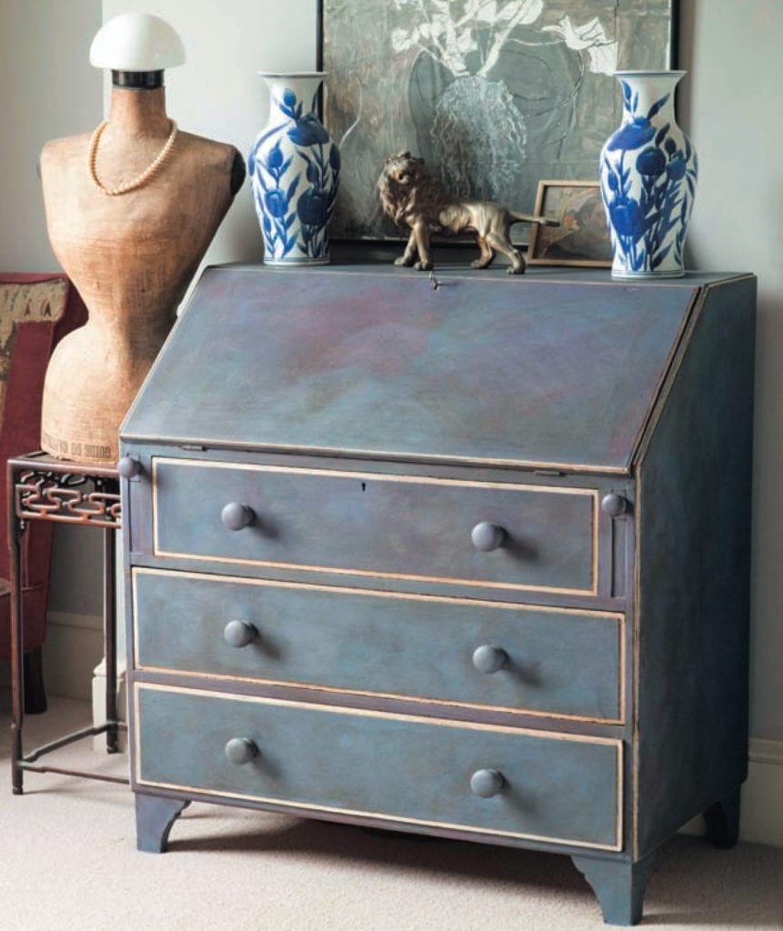 Creating the French Look by Annie Sloan book published by Cico Chalk Paint in Old Violet painted bureau page 64