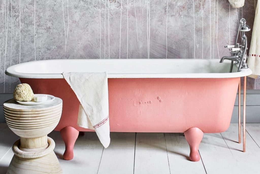 Plaster effect bathroom painted with Chalk Paint® and bath painted with Scandinavian Pink