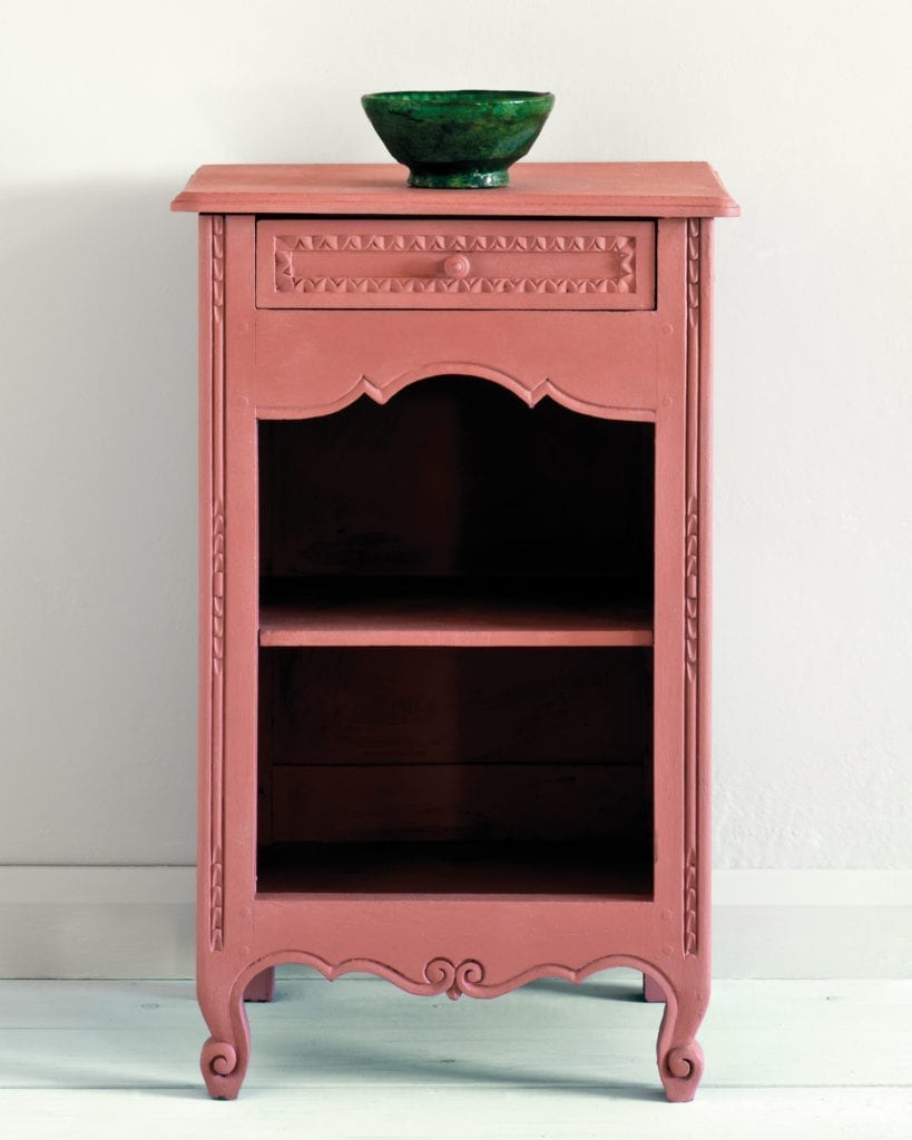 Side table painted with Chalk Paint® in Scandinavian Pink, a traditional earthy Swedish-style pink