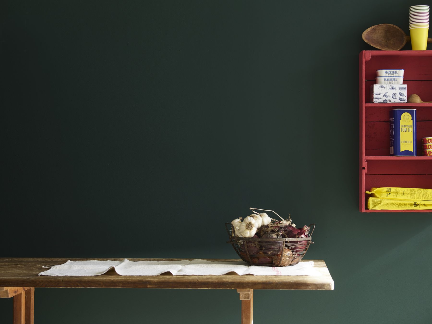 Dark Green Wall Paint | Knightsbridge Green | Annie Sloan