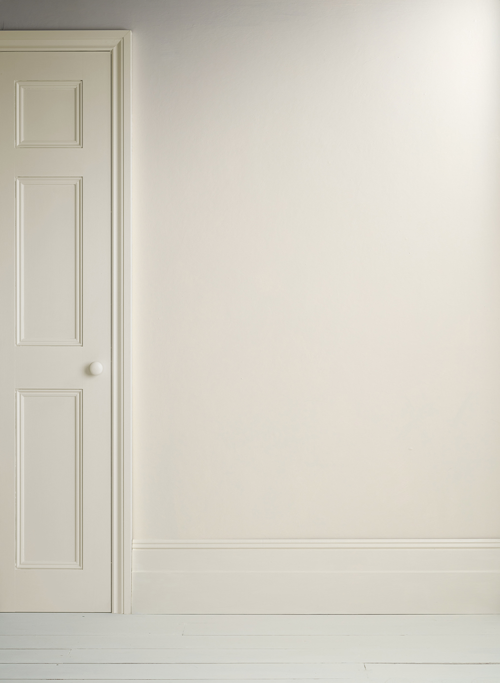 White Satin Paint Old White Annie Sloan