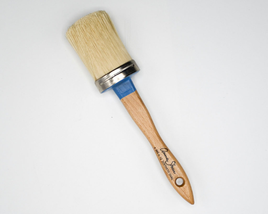 Annie Sloan Vegan Chalk Paint Brush in Medium Product Image