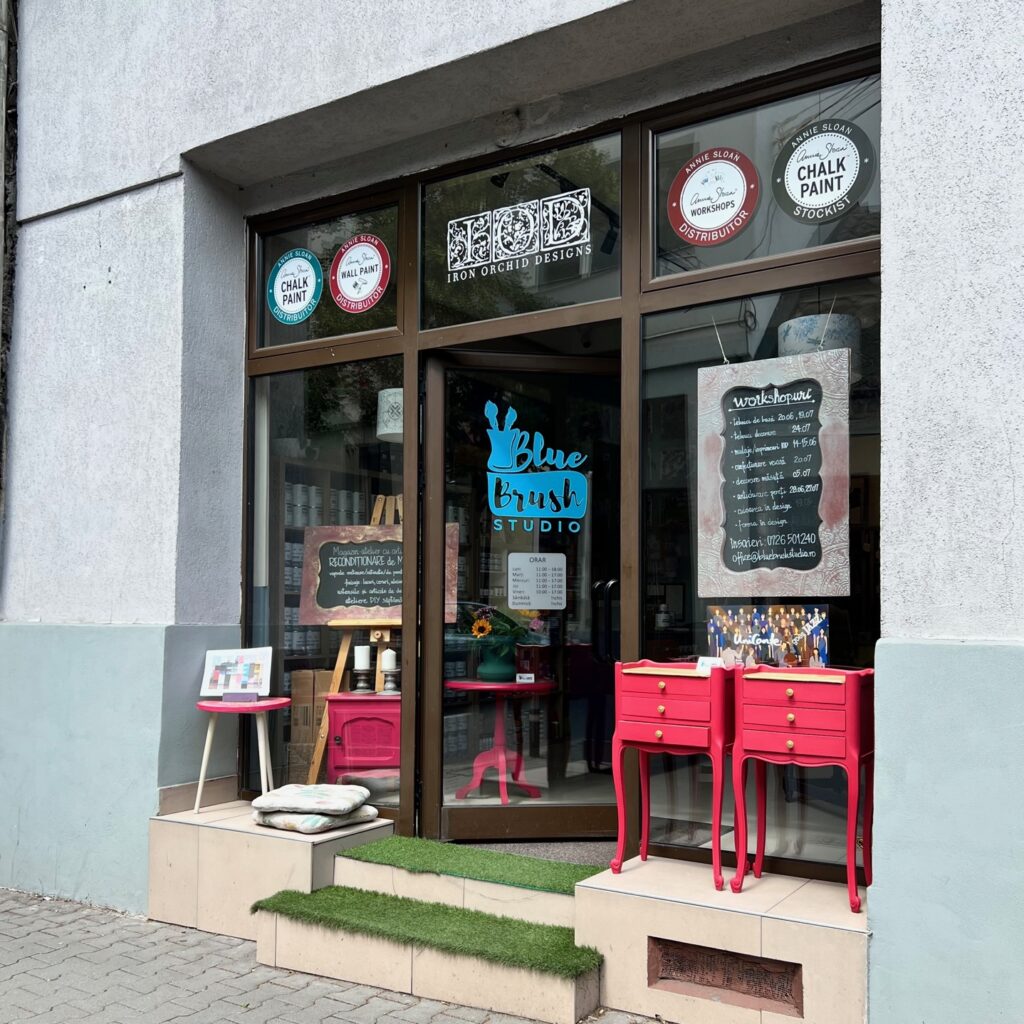 The entrance of Blue Brush Studio