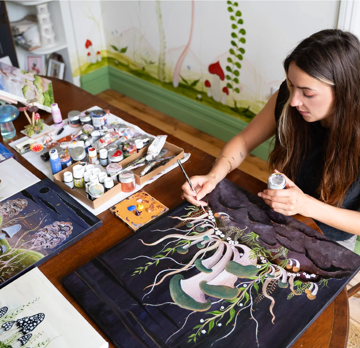 Bell Hutley - Annie Sloan Painter in Residence