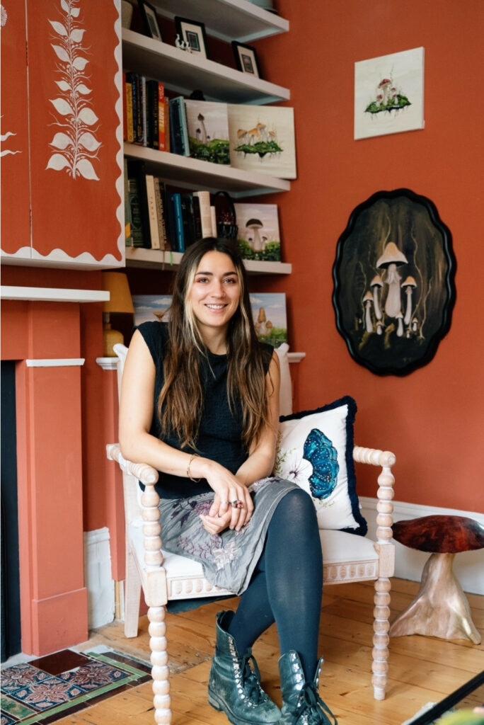 Bell Hutley - Annie Sloan Painter in Residence